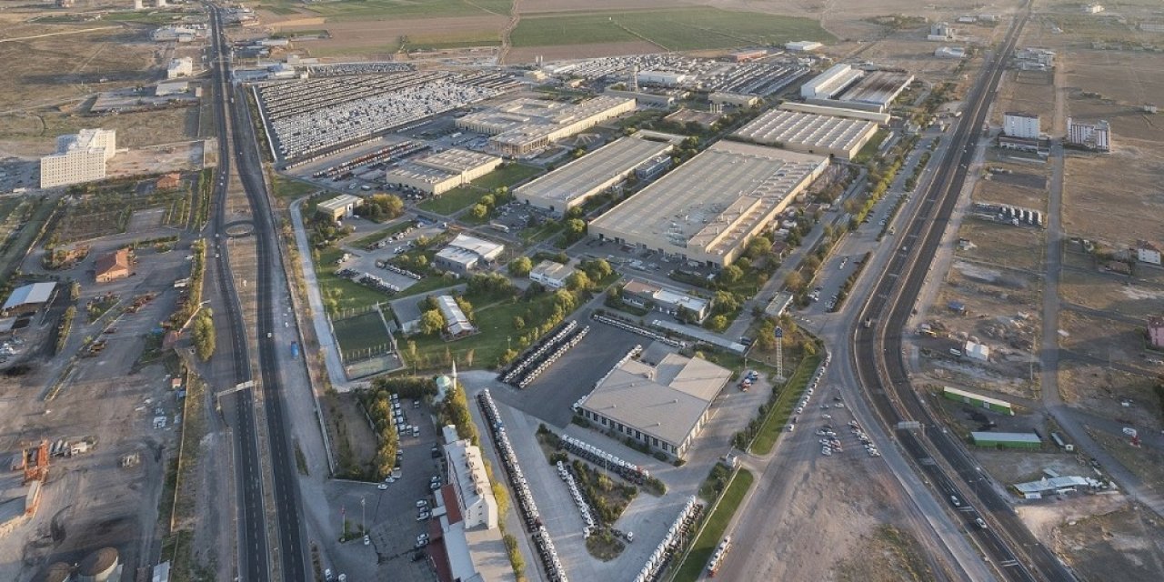 Mercedes-Benz Türk üretime verdiği arayı uzattı