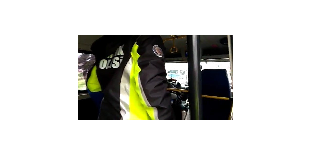 Bursa’da polis ekipleri toplu taşıma araçlarını sıkı denetime aldı