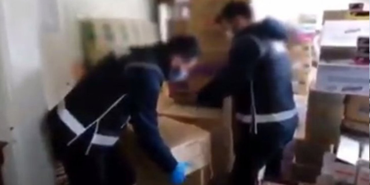 Konya’da stok yapılan 142 bin adet maske ve eldiven ele geçirildi