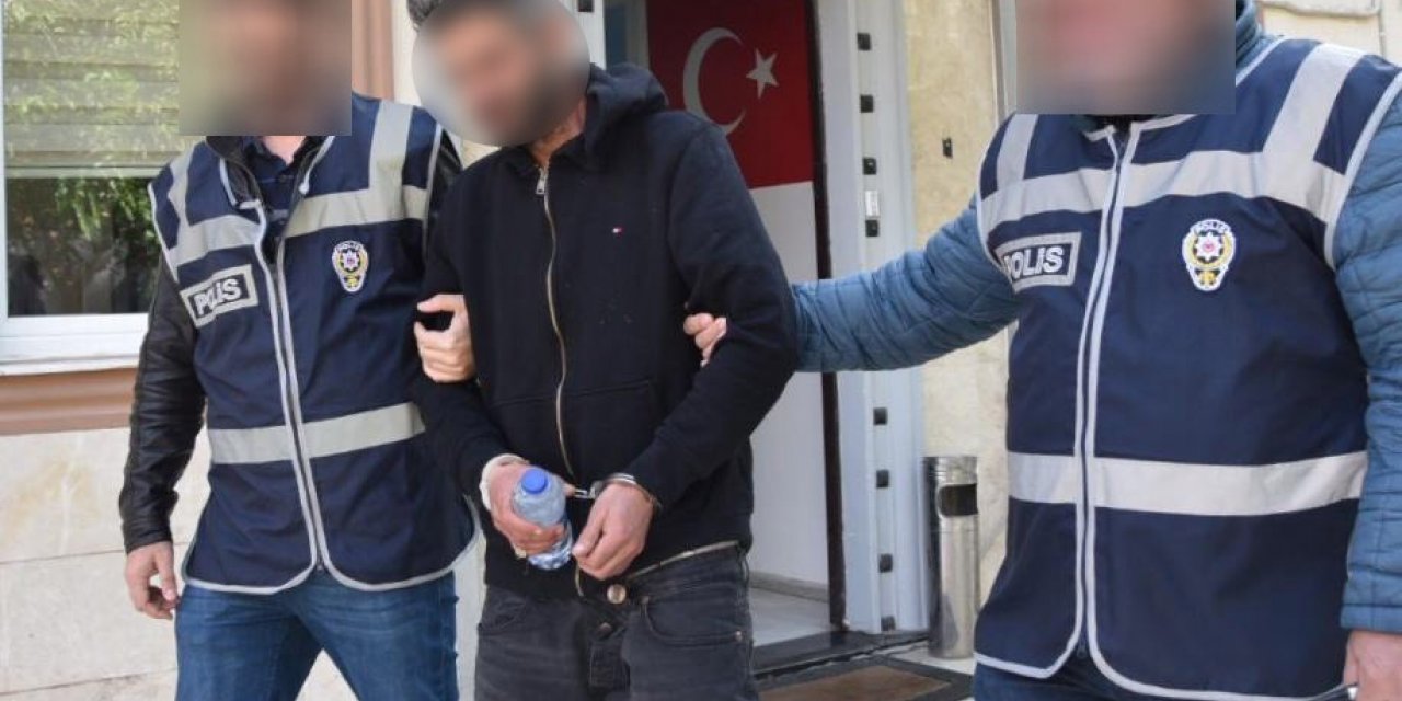 Antalya’da ticari taksilerin içindeki paraları alan şüpheli yakalandı