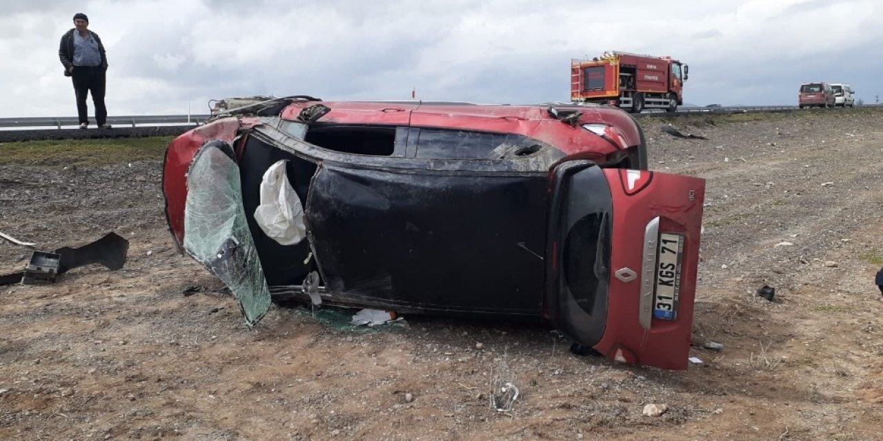 Ereğli’de otomobil takla attı: 3 yaralı