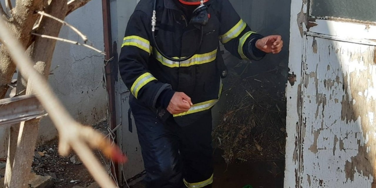 Odunlukta çıkan yangın korkuttu
