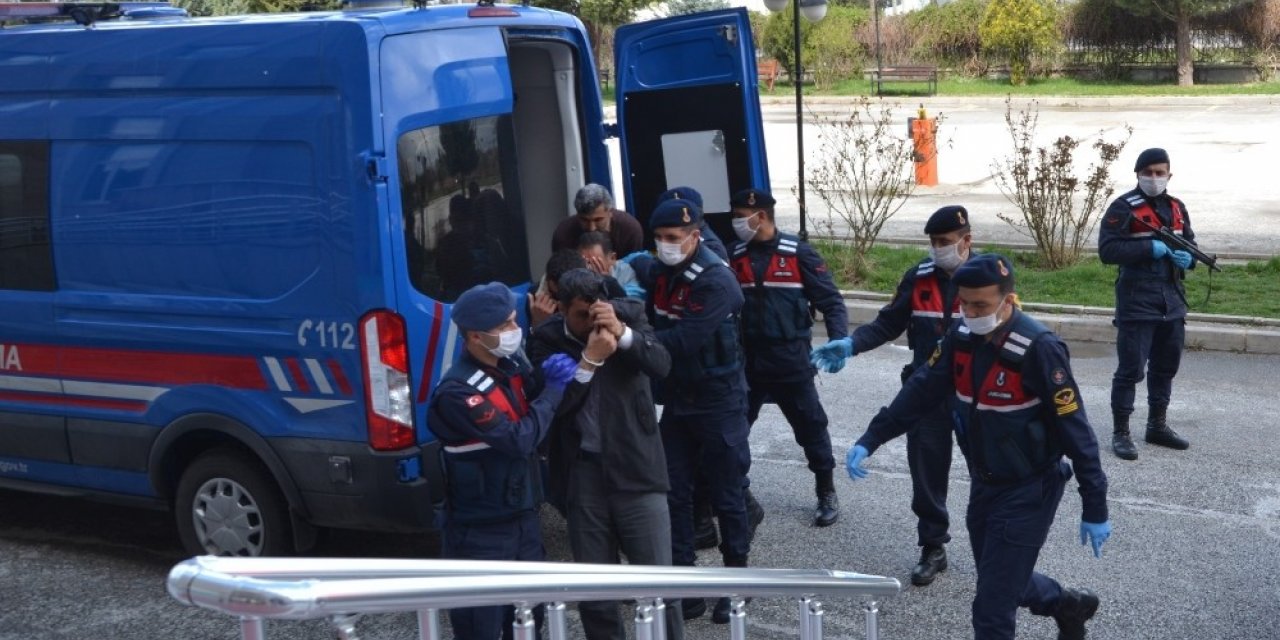 Hayvan hırsızları adliyeye sevk edildi