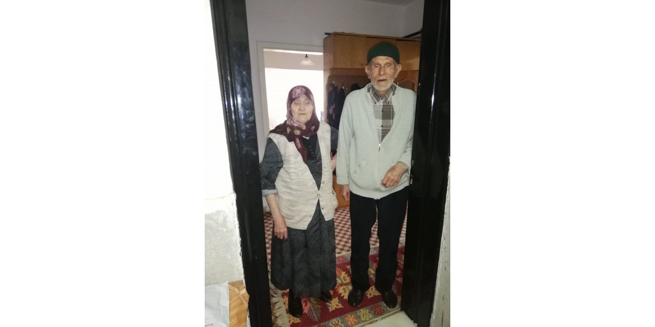 Yaşlılar 'Alo' diyor, Vefa Sosyal Destek Grubu Yardıma Koşuyor