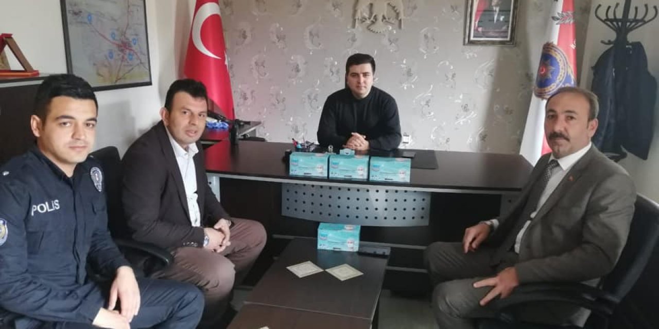 Tomarza Belediyesinden maske dağıtımı