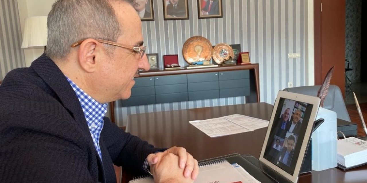 Dört parti başkanından telekonferanslı toplantı
