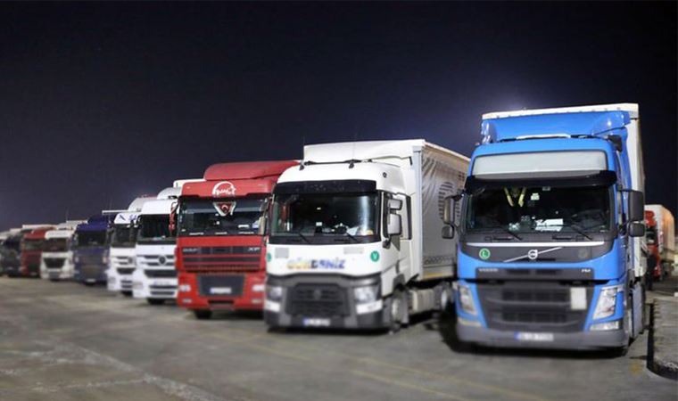 Çekya’da mahsur kalan Türk tır şoförleri Belarus üzerinden yurda dönecek