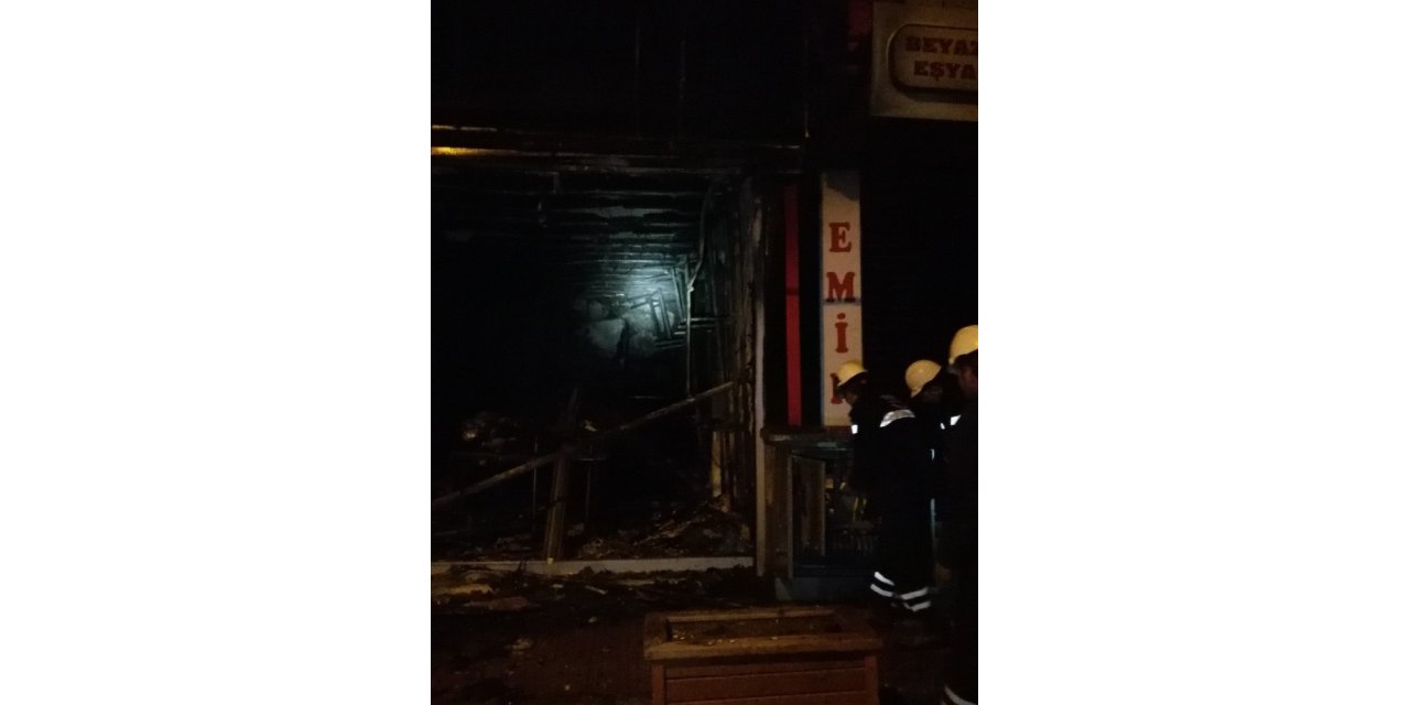 Van’da iş yeri yangını