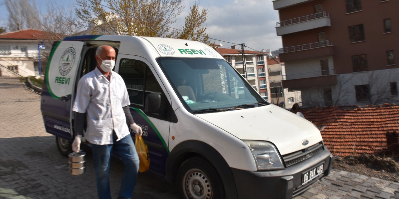 Kızılcahamam'da evden çıkamayanlara 3 öğün yemek hizmeti