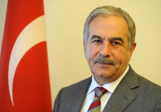 AK Parti'de şok istifa