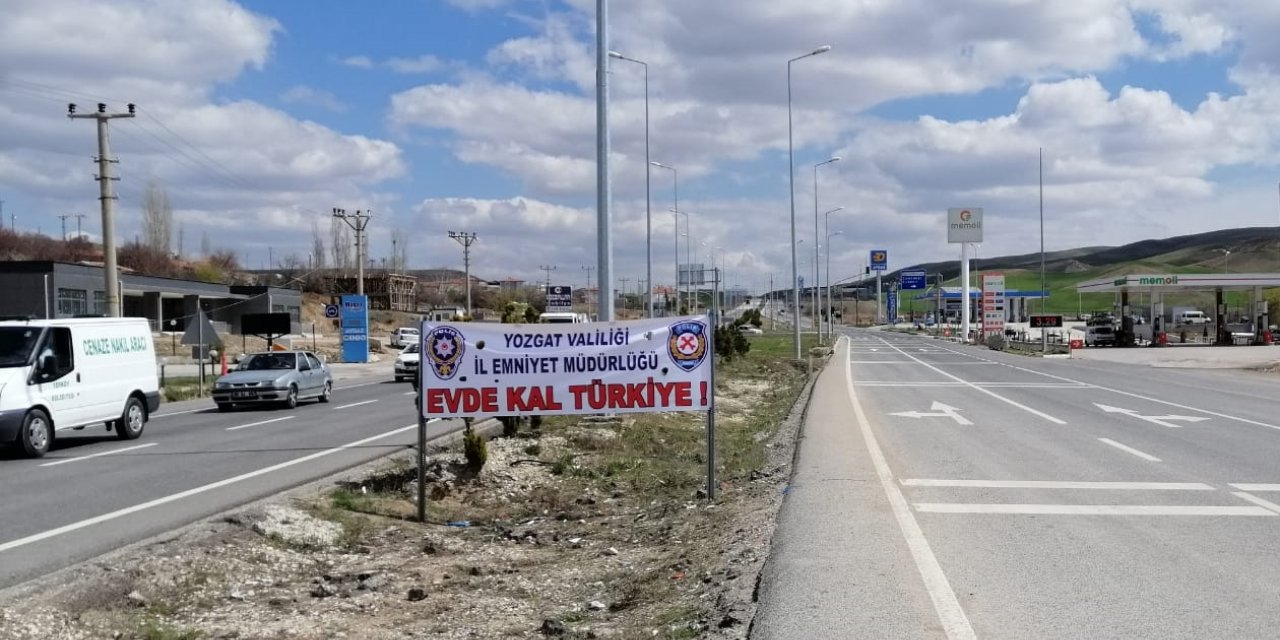 Trafik ekiplerinden “Evde kal” çağrısı