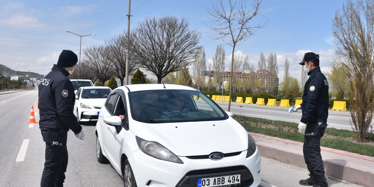 Afyonkarahisar'daki koronavirüs denetimleri vatandaşı memnun etti