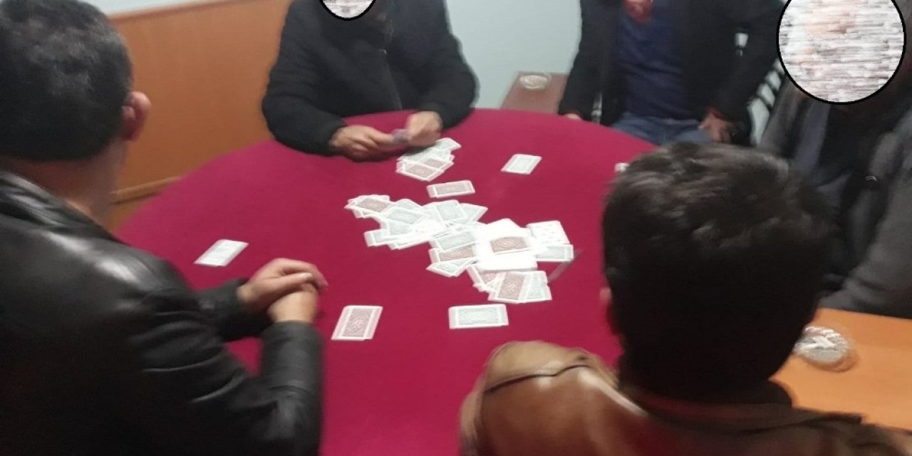 Apartman dairesini kumarhaneye çevirdiler