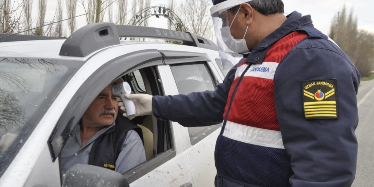 Şuhut jandarmasından 4 noktada Korona virüs denetimi