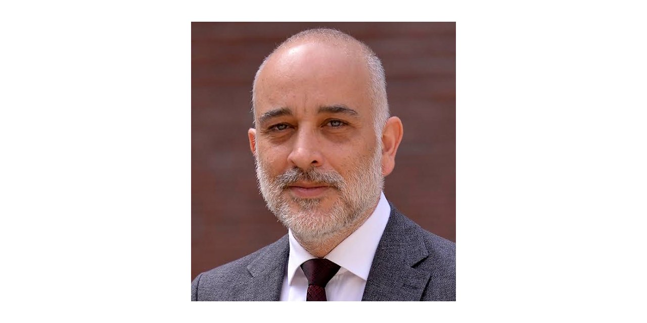 Üniversiteler uzaktan eğitim sürecine adapte olmaya çalışıyor