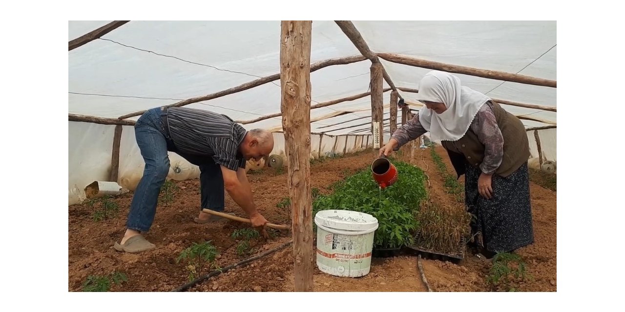 Korana virüs salgını üretmelerine engel olmuyor
