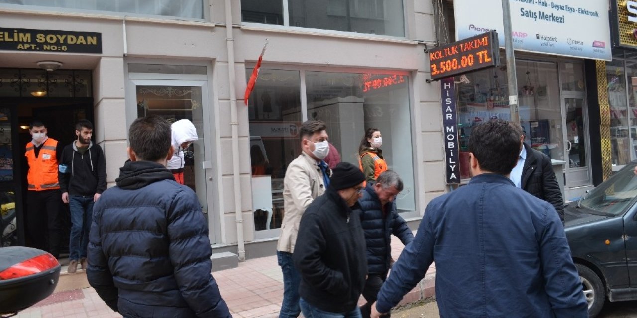Apartman dairesini kumarhaneye çevirdiler