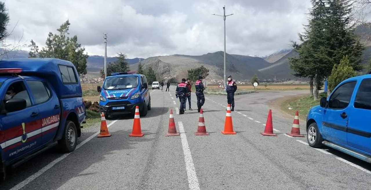 Niğde Altunhisar'da 1 köy karantinaya alındı   