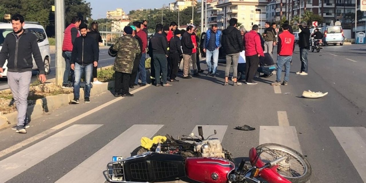 Alanya’da otomobille motosiklet çarpıştı:1 ağır yaralı