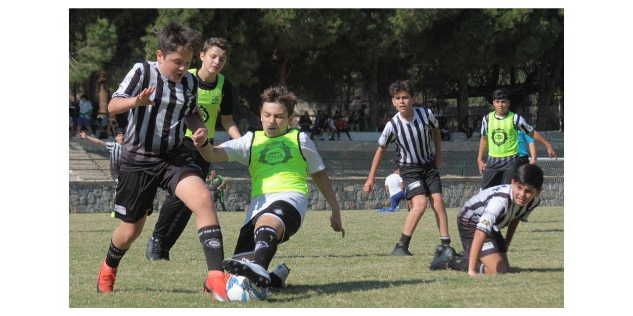 Altaylı altyapı oyuncuları, dijital antrenmanla form tutuyor