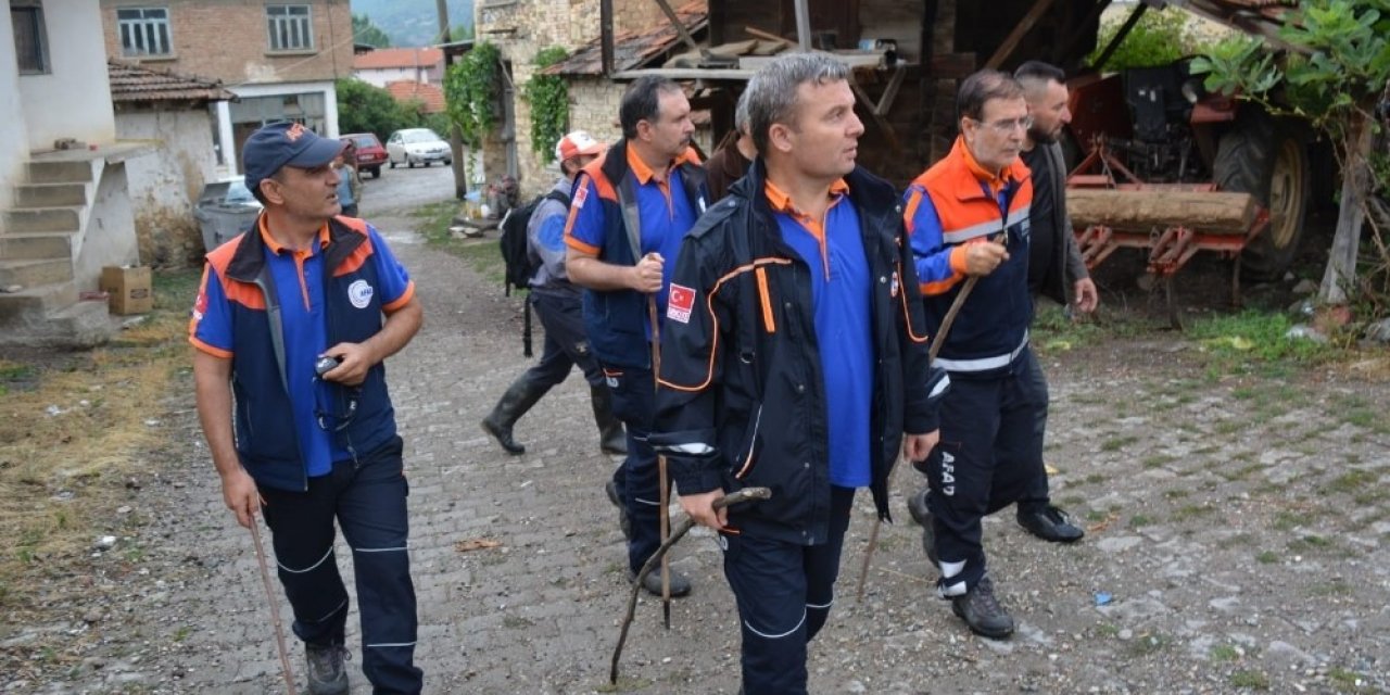 Jandarma ekipleri 8 ay sonra yaşlı kadının cesedini buldu