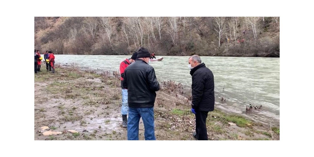 Kayıp uzman çavuş Güneş’i arama çalışmaları sürüyor