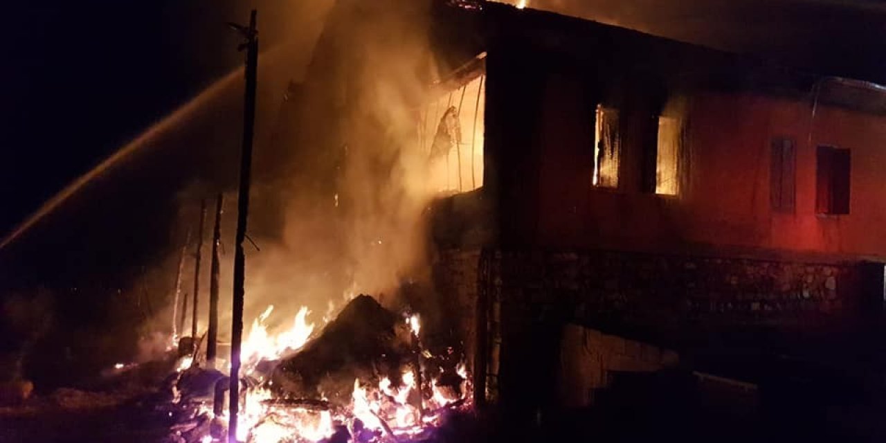 Kartal’ın eski Belediye Başkanı Öz’ün malikanesinde yangın çıktı