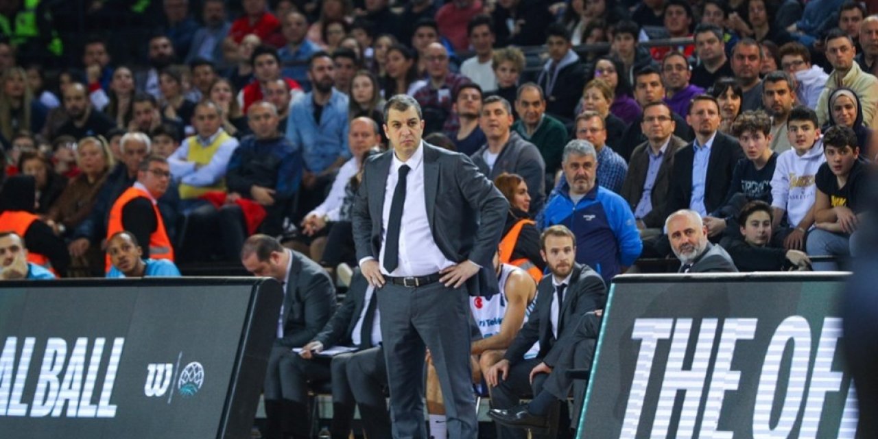 Türk Telekom Başantrenörü Burak Gören: “Basketbol Şampiyonlar Ligi sağlığı ön plana koydu”