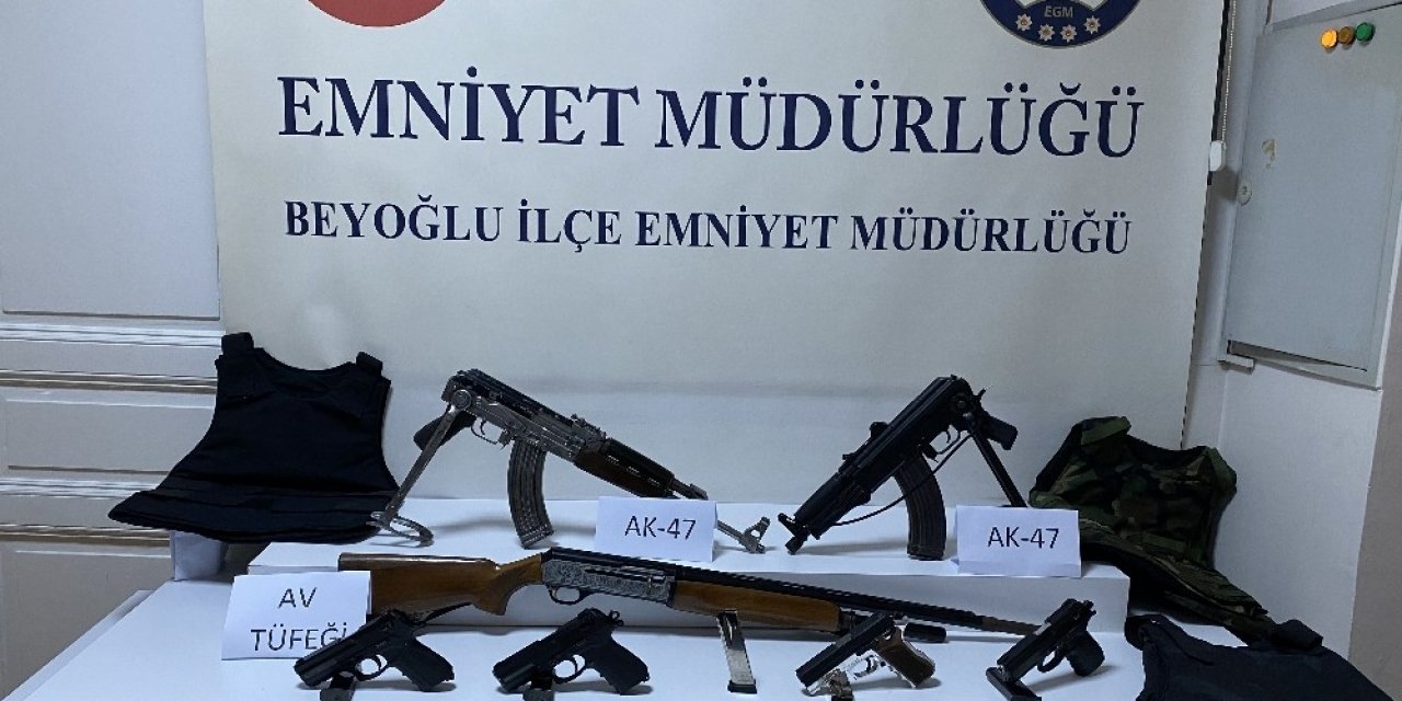 Kalaşnikoflu çatışmanın şüphelileri adliyeye sevk edildi