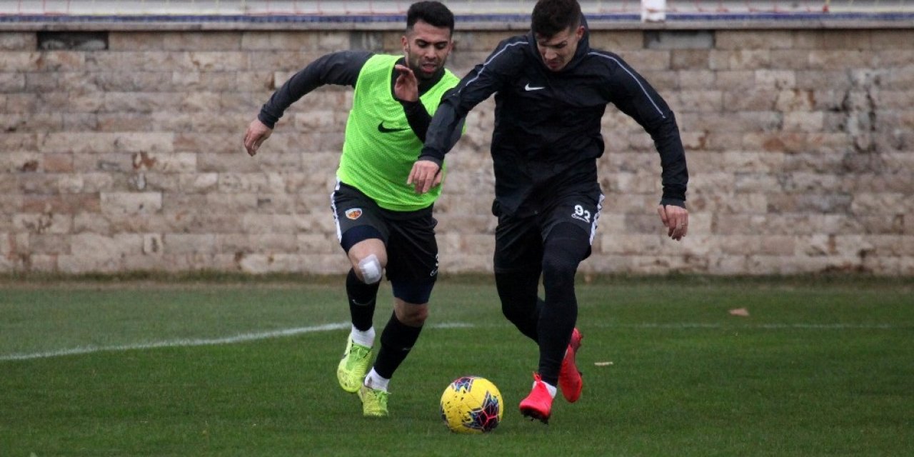 Kayserispor’da 12 futbolcunun sözleşmesi bitiyor