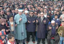 Çiftçiler yağmur duasına çıktı