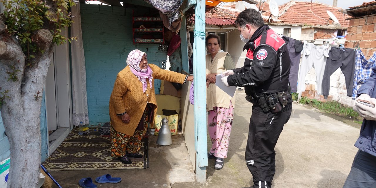 Sosyal yardım ödemeleri hak sahiplerine teslim ediliyor