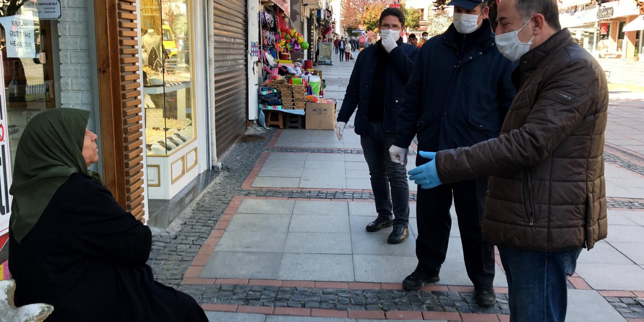 Edirne Belediye Başkanı Gürkan'dan sokağa çıkan vatandaşlara tepki: