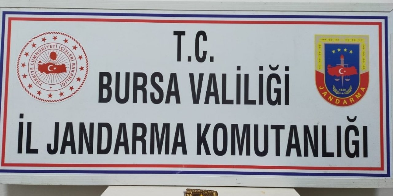 2300 yıllık Tevratı 600 bin dolara satarken yakalandı