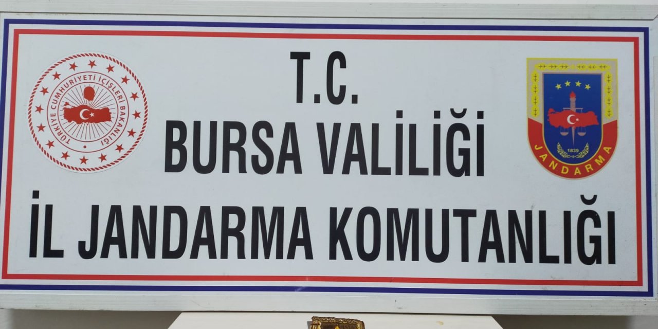 Bursa'da tarihi eser özelliği taşıyan Tevrat ele geçirildi