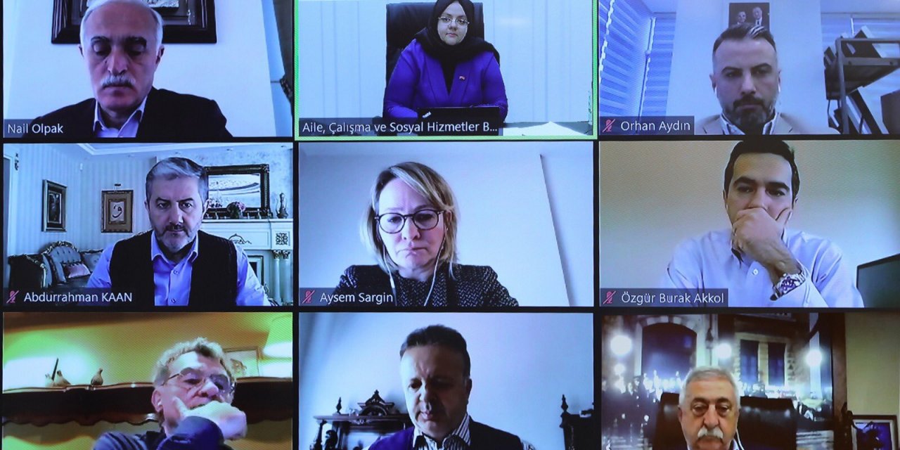 Bakan Zehra Zümrüt Selçuk, işveren temsilcileriyle "kısa çalışma ödeneği"ni görüştü