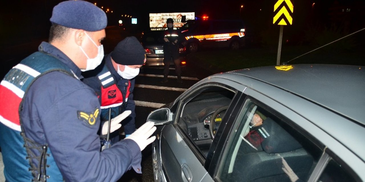 Samsun’da araç giriş çıkışı durduruldu