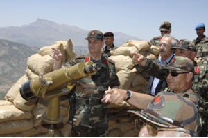 Çakma Gandhi Çakma Atatürk oldu