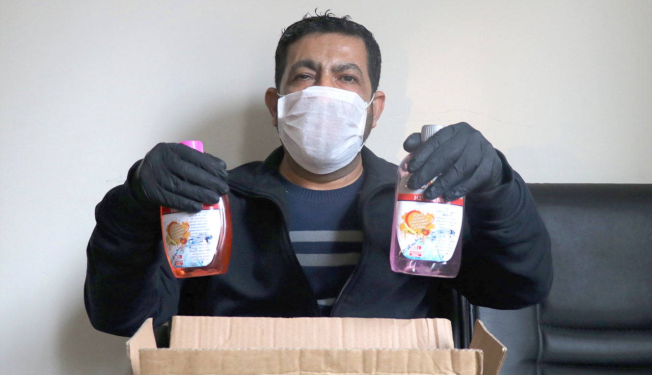 İnternetten maske ve dezenfektan almak isteyenler dikkat!