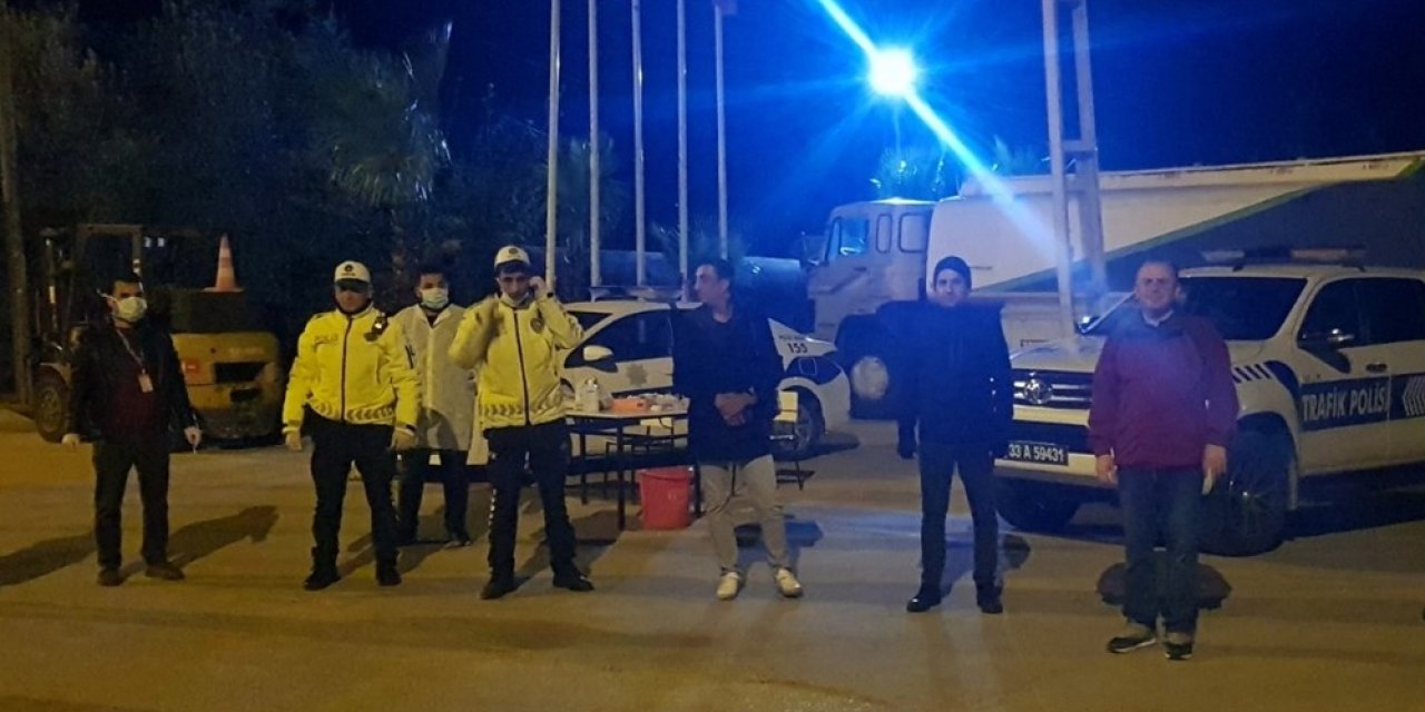 Mut’ta sokağa çıkma yasağına uymayan 3 gence ceza