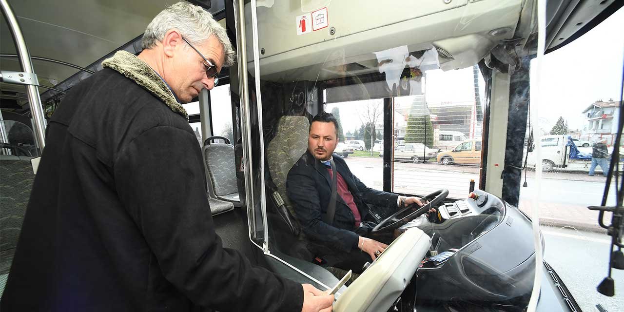 Otobüslere Şeffaf Koruma Kabini