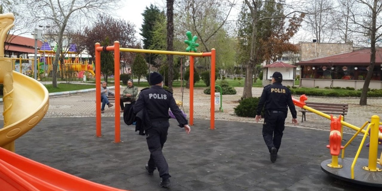 Sosyal mesafe ihlallerine para cezası uygulandı