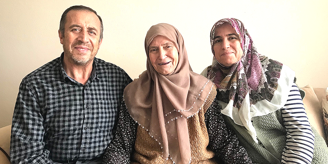 Resmiye teyze 86 yaşında koronavirüsten kurtuldu