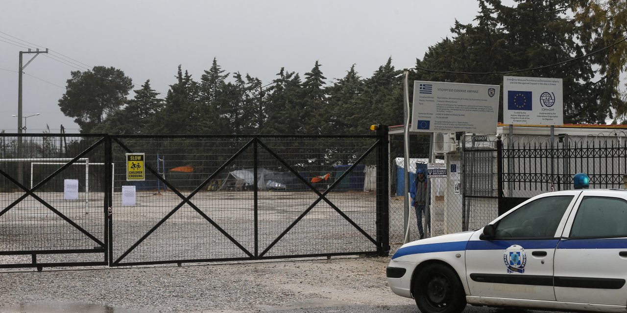Yunanistan'da ikinci göçmen kampı karantinaya alındı