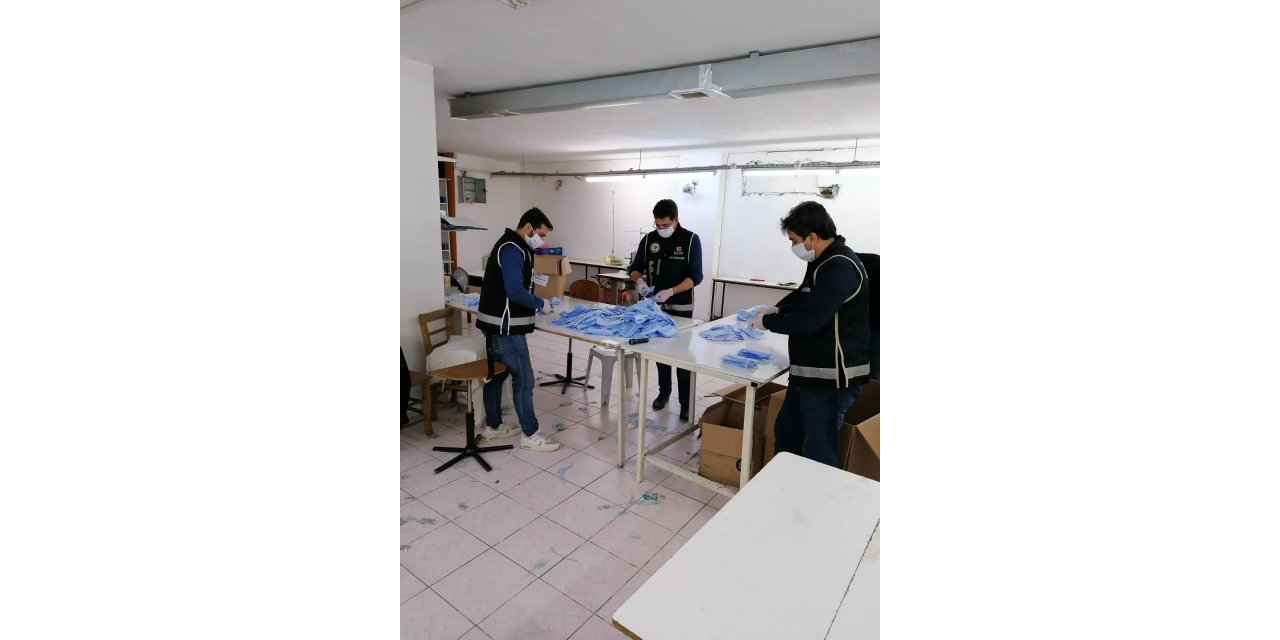 Osmaniye'de kaçak üretilen 9 bin 662 maske ele geçirildi