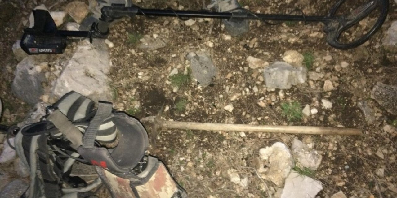 Jandarmadan kaçak kazıya suçüstü
