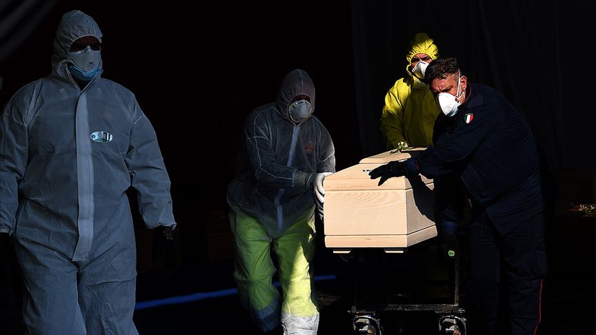 Dünya genelinde koronadan ölenlerin sayısı 70 bini aştı