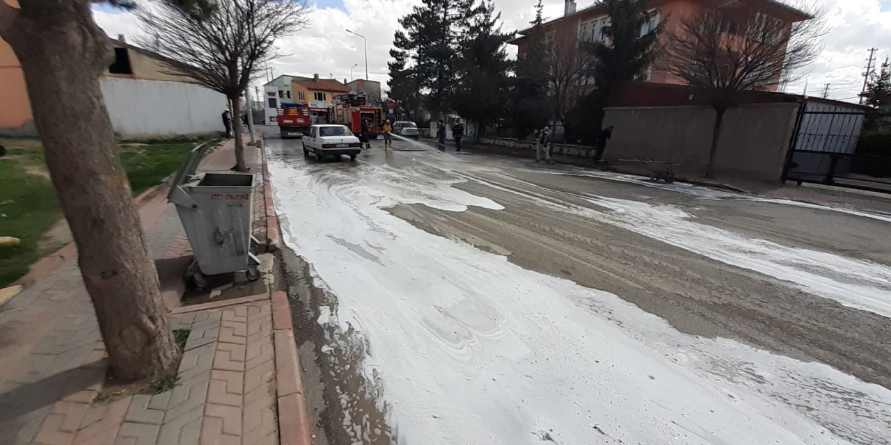 Ulaş'ta caddeler yıkandı
