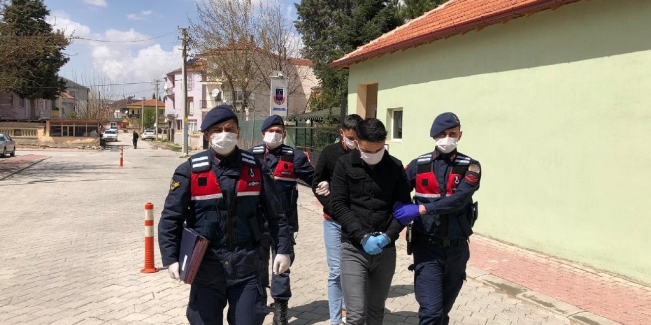 Özel aparatla hırsızlık yapan şahısları JASAT yakaladı