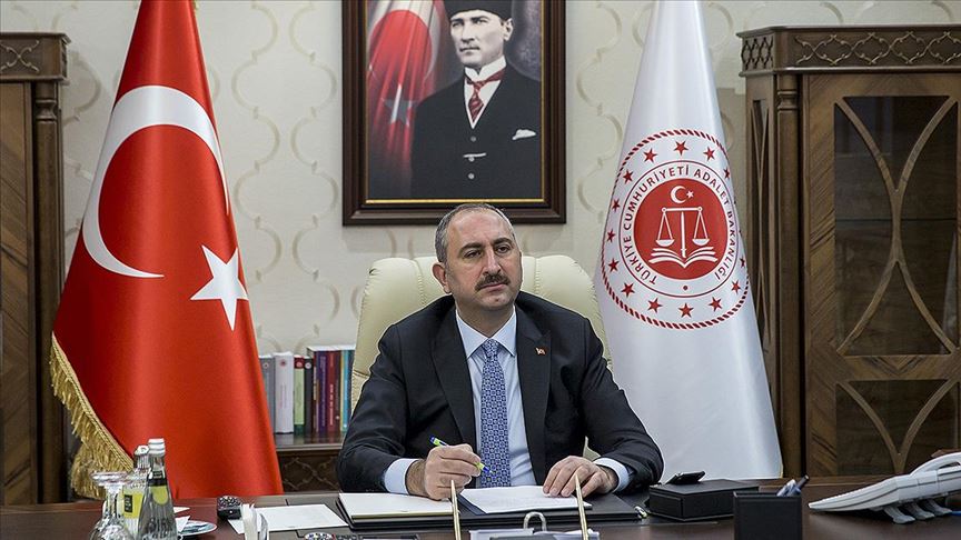 Koronavirüsle bağlantılı 750 kişi hakkında soruşturma başlatıldı